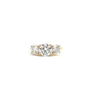 Anillo 14kt Oro Amarillo 3 piedras Diamante de laboratorio